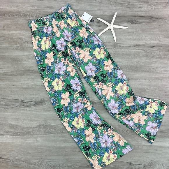☀️O’Neill☀️ JOHNNY FLORAL BEACH PANTS - Picture 2 of 11